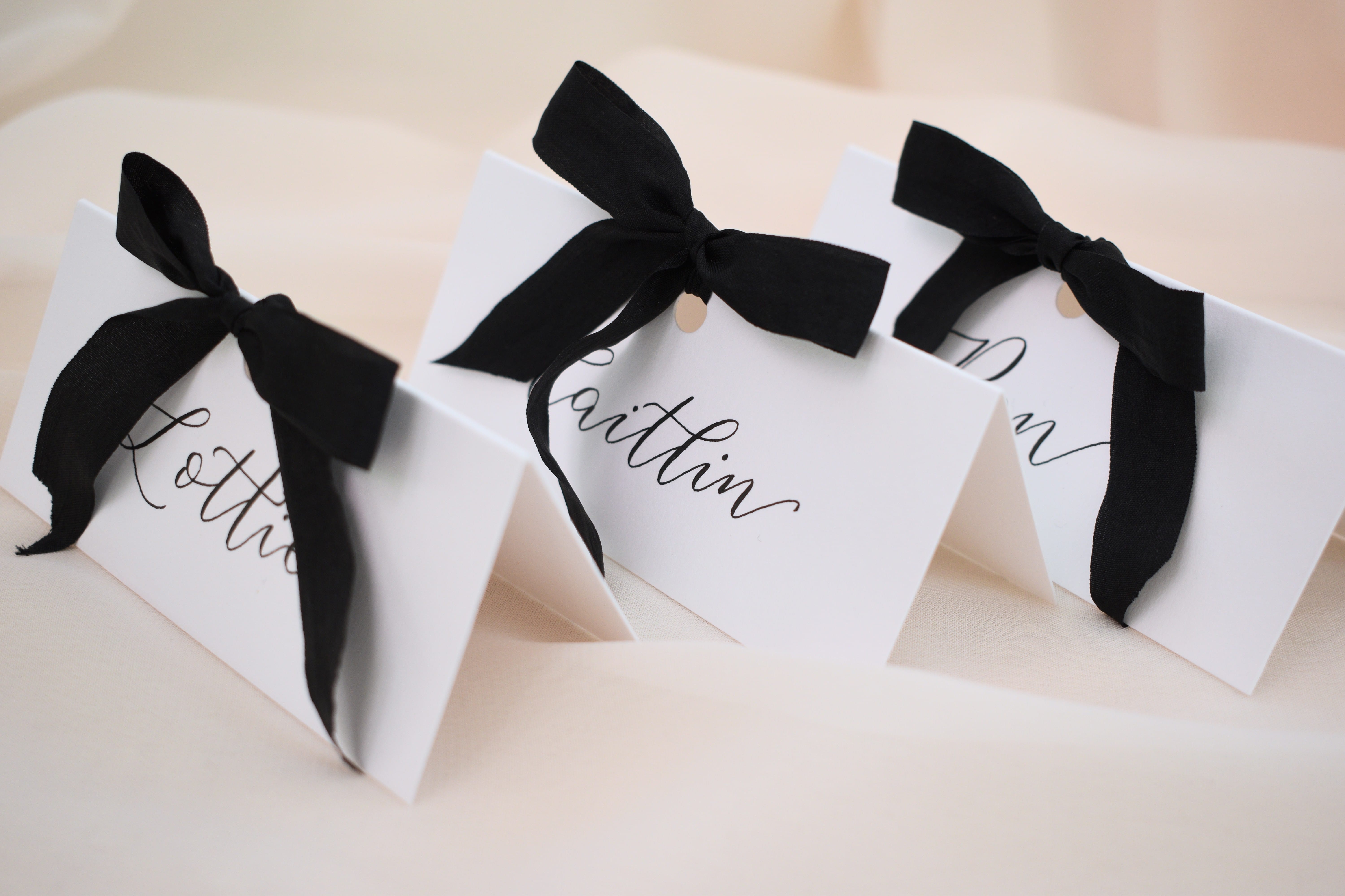 Black Bow Handwritten Place Cards - Image 2