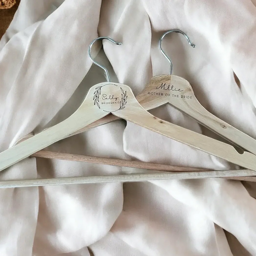 Floral Wreath Personalised Wedding Hangers - Image 3